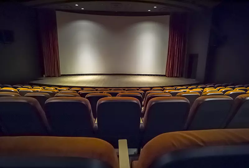 Un cinéma pour le divertissement