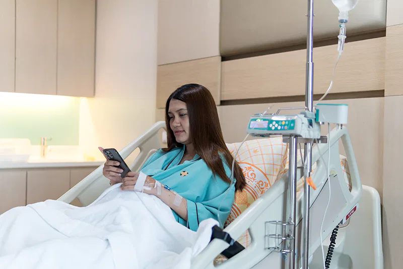 Une personne dans une clinique
