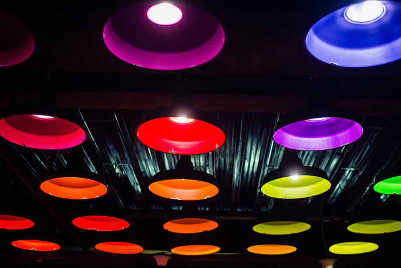 Un fabricant de luminaire dans une exposition
